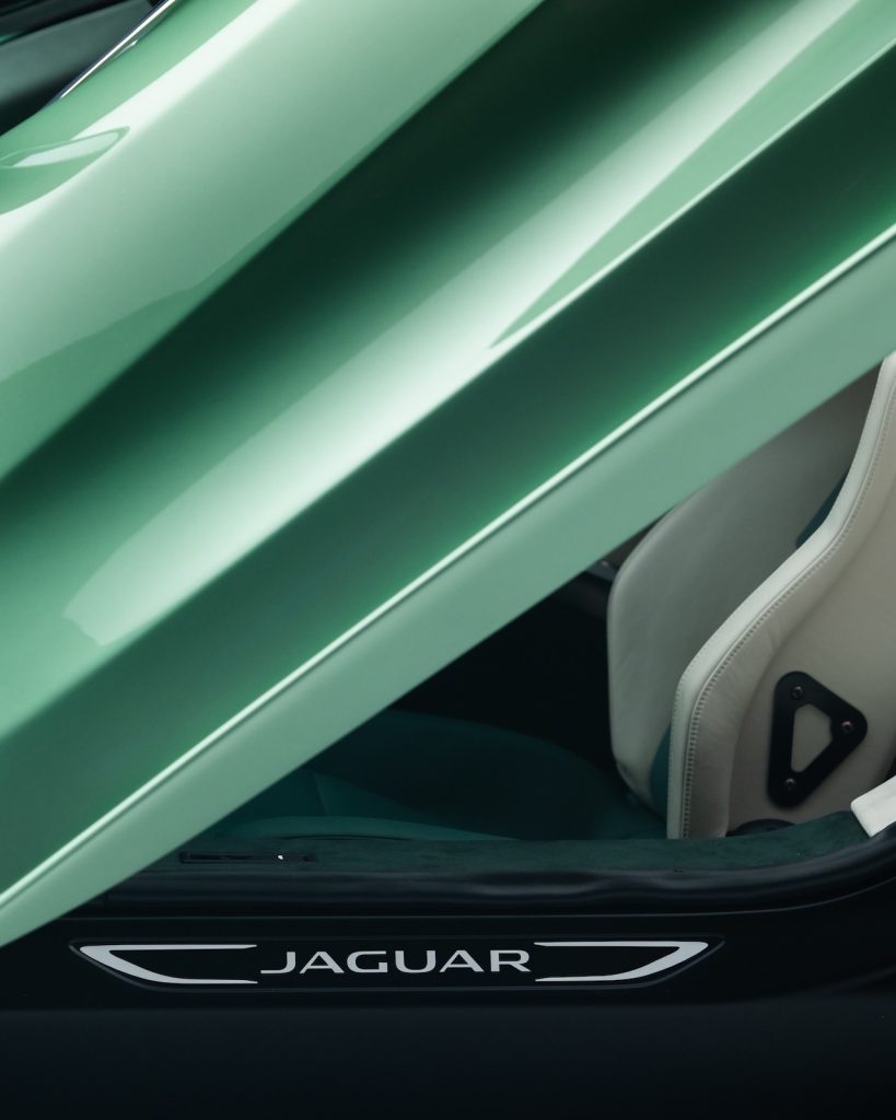 Jaguar C-X75 by Callum - Street legal sur mesure... 22