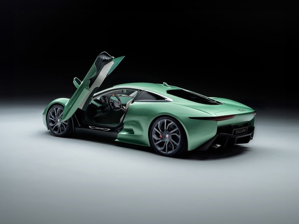 Jaguar C-X75 by Callum - Street legal sur mesure... 11