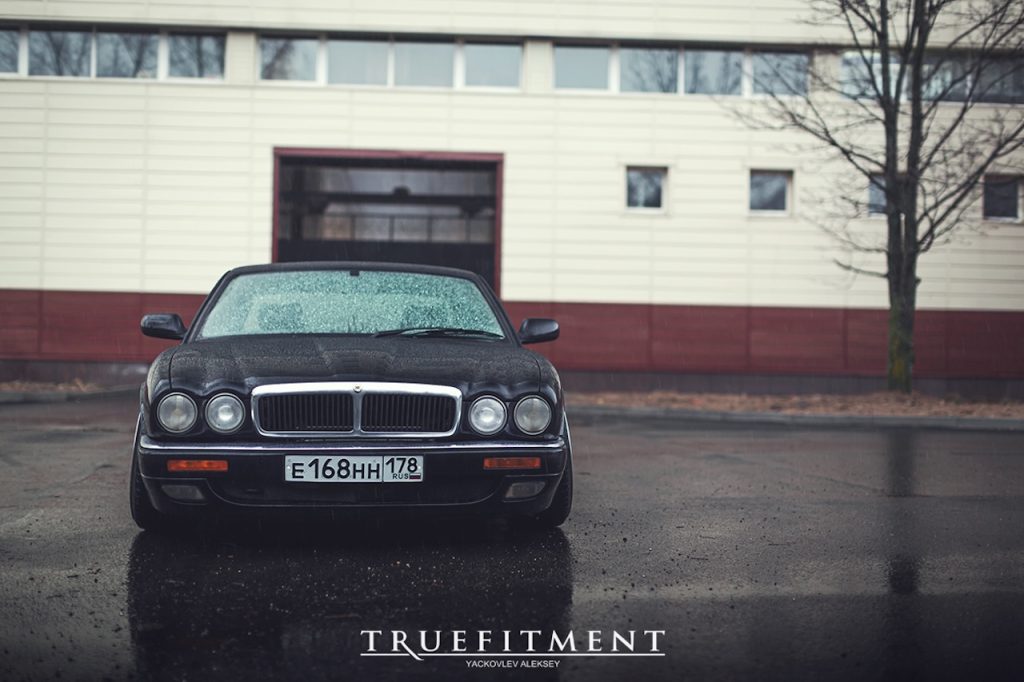 Jaguar XJ X300 3.2 Sport - On pose la reine en statique ! 8