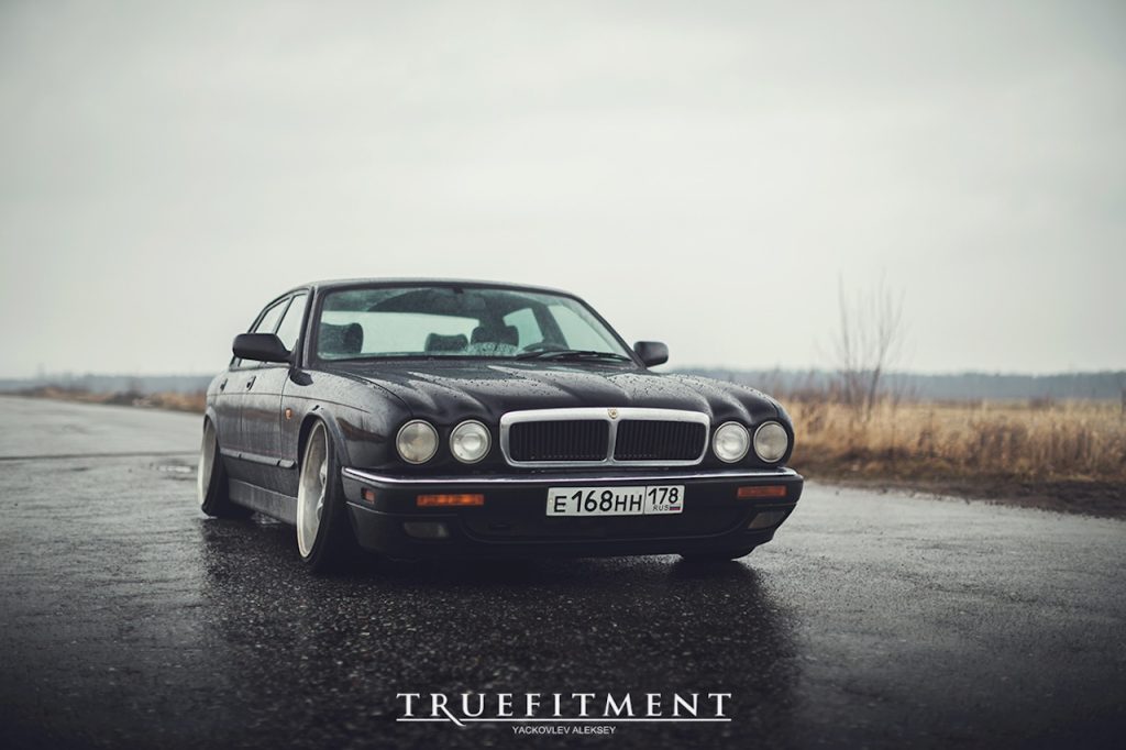 Jaguar XJ X300 3.2 Sport - On pose la reine en statique ! 2