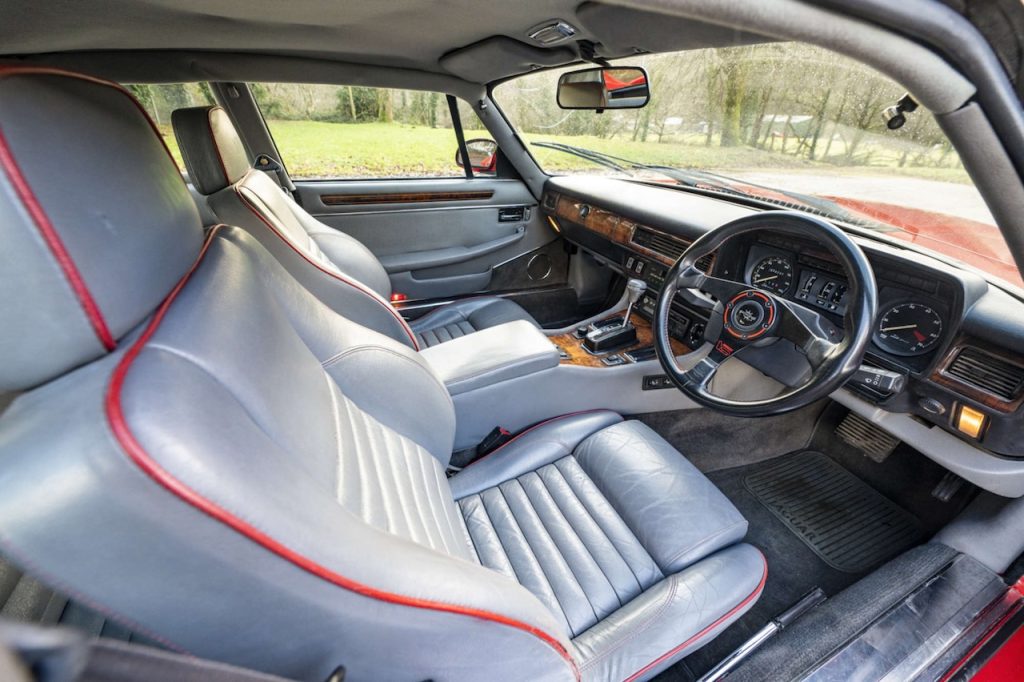'90 Jaguar XJR-S Monaco by PBB Design - Même les footballeurs partent à la retraite ! 21