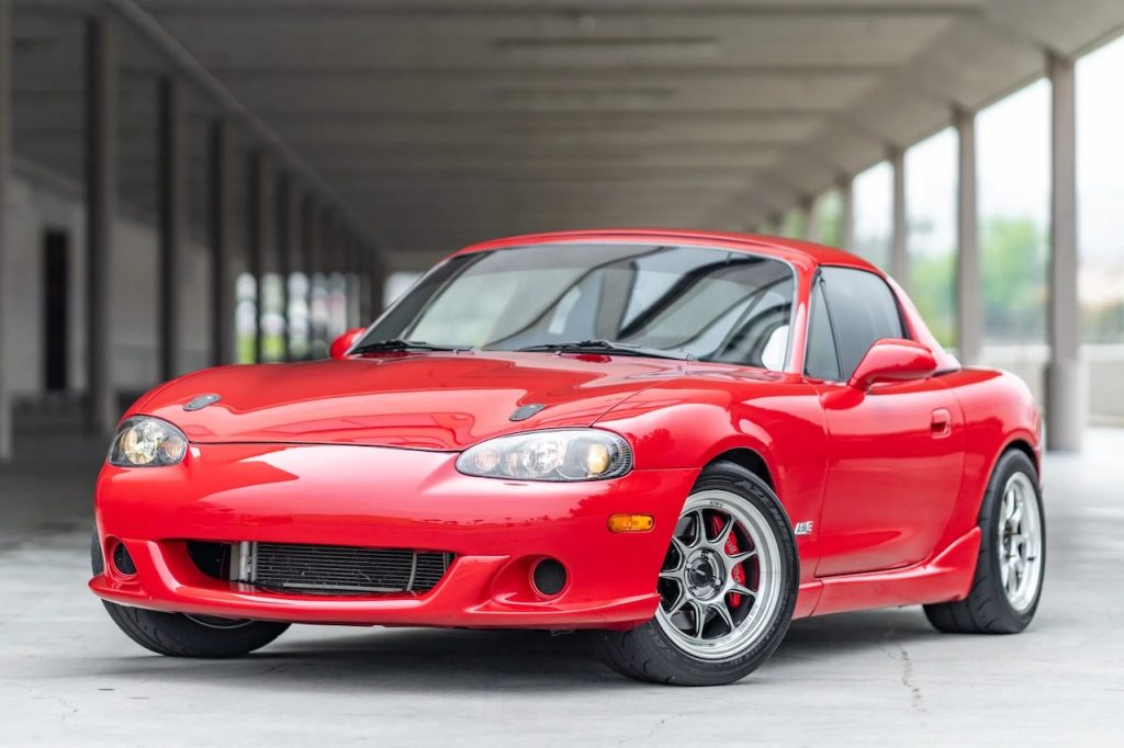 2002 Mazda MX5 V8 LS3 - Quand la danseuse devient boxeuse ! 4