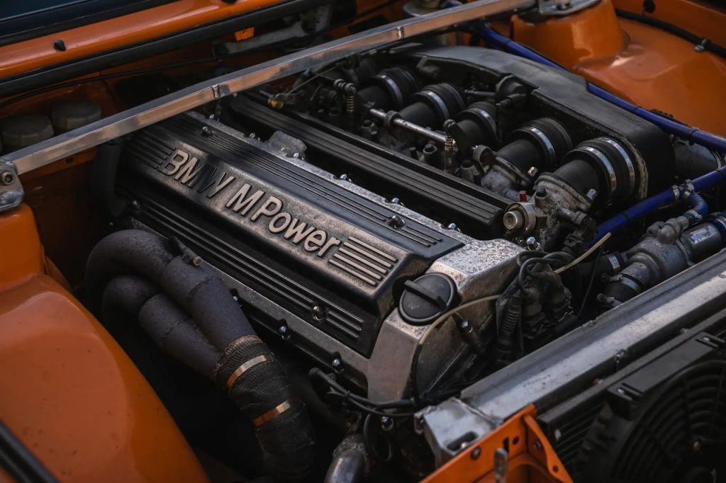 '87 BMW 520i devenue M5 Jägermeister... Apérooooo ! 15