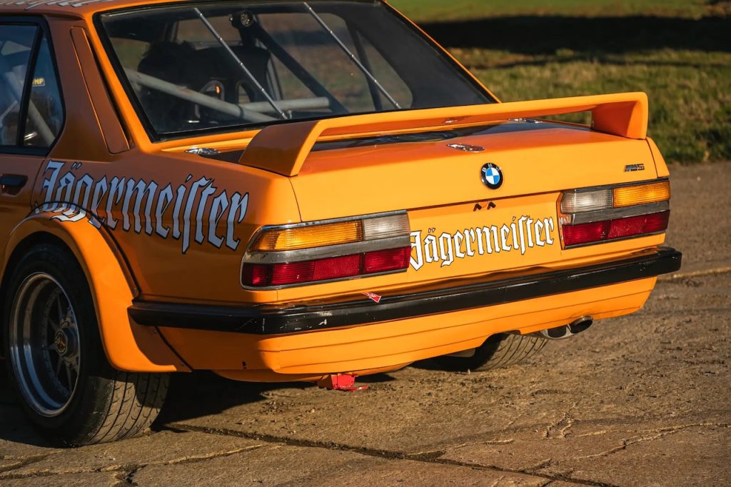 '87 BMW 520i devenue M5 Jägermeister... Apérooooo ! 9