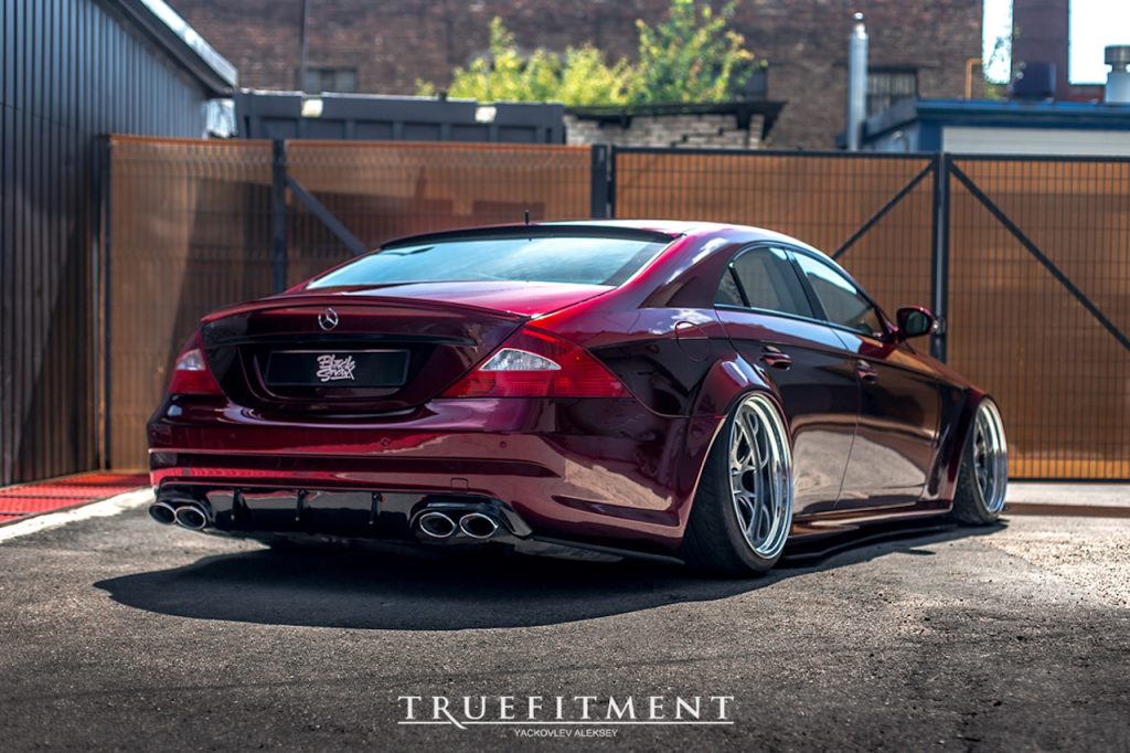 Mercedes CLS Hellaflush - L'étoile qui ne manque pas d'air... 7