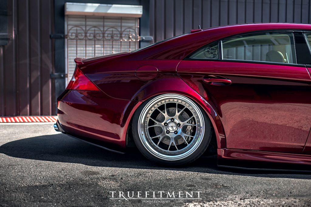 Mercedes CLS Hellaflush - L'étoile qui ne manque pas d'air... 13