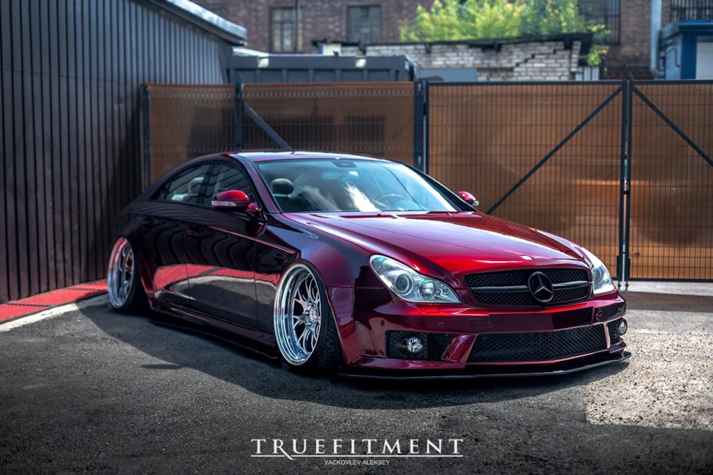 Mercedes CLS Hellaflush - L'étoile qui ne manque pas d'air... 2