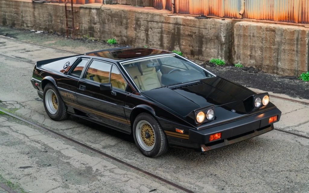 Lotus Esprit - De la S1 à la V8... 28