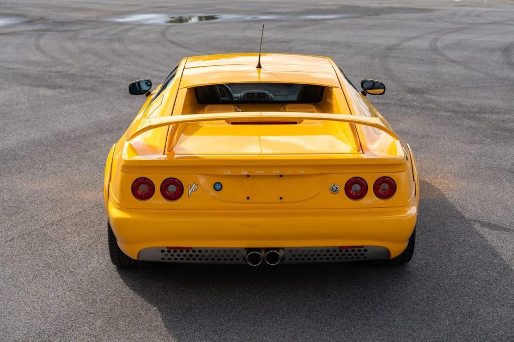 Lotus Esprit - De la S1 à la V8... 39