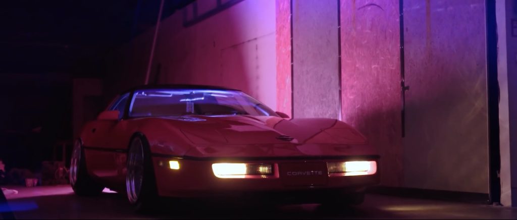 '87 Chevrolet Corvette C4 - Ambiance Stance Retrowave ! 3